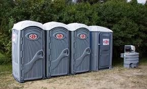 Best ADA-Compliant Portable Toilet Rental  in South Zanesville, OH